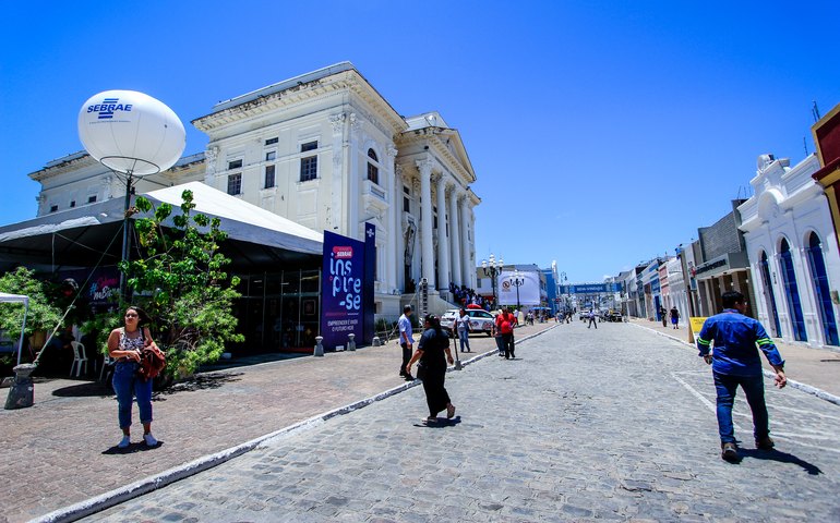 Batucada Literária movimenta Jaraguá no fim de semana