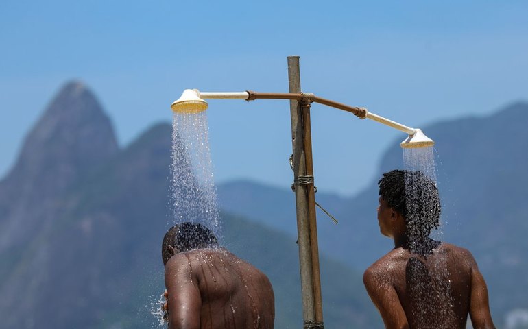 Bloqueio atmosférico provoca alerta de calor em oito estados
