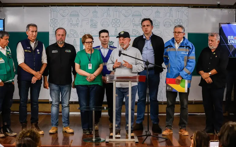 Financiamentos a desabrigados em Minas seguirão modelo do RS, diz Lula