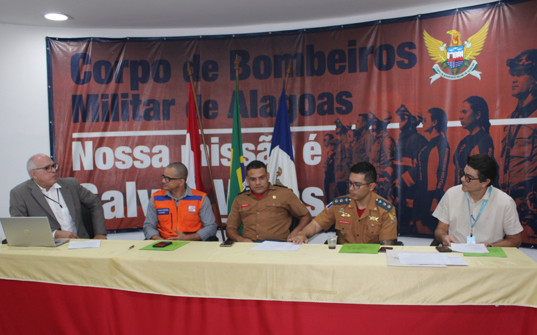 Corpo de Bombeiros realiza reunião para discutir enfrentamento aos incêndios florestais em Alagoas