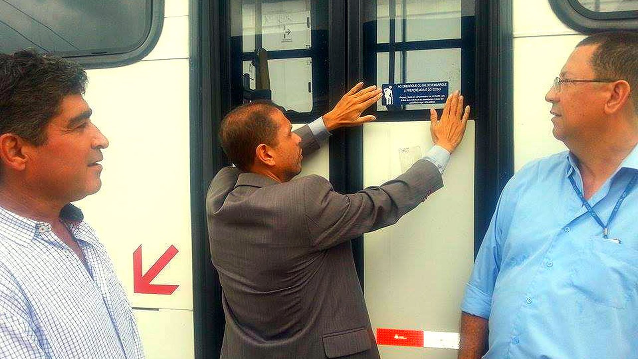 Começa campanha em defesa da preferência de embarque e desembarque para idosos em ônibus; MPE está na coordenação