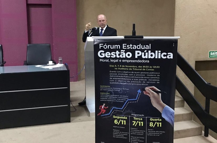 No TCE, fórum sobre gestão pública debate modernização e controle externo