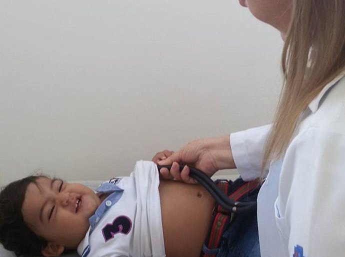 Emanuella Moura leva PSF à população carente na Barra de Santo Antônio