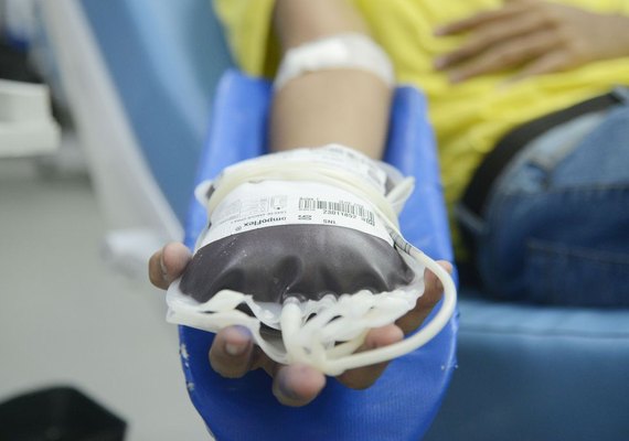 Fundação Pró-Sangue incentiva doação antes de se vacinar