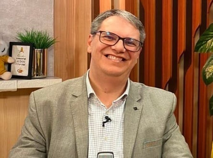 Claudio Gonçalves fala sobre Inteligência Artificial e bem-estar no programa Bendita Hora, da Rede Vida de Televisão