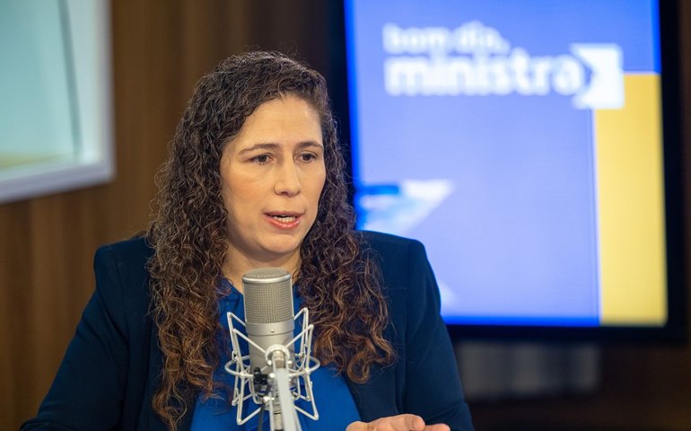 Esther Dweck assume interinamente Ministério dos Direitos Humanos 