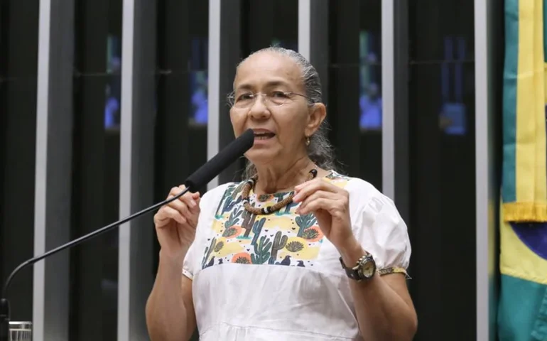 HH ao apelar pela CPMI do Banco Master: “Só enriquece na política quem é ladrão”