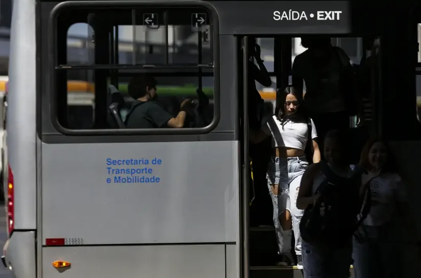 Rio terá lei contra abuso a mulheres no transporte coletivo