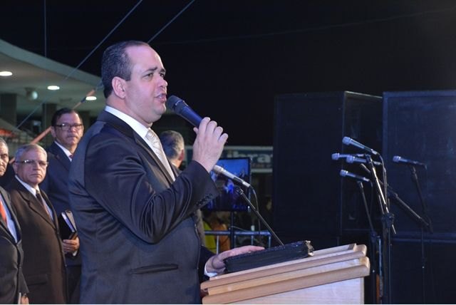 Segunda noite de Centenário é marcada pela Chama Pentecostal