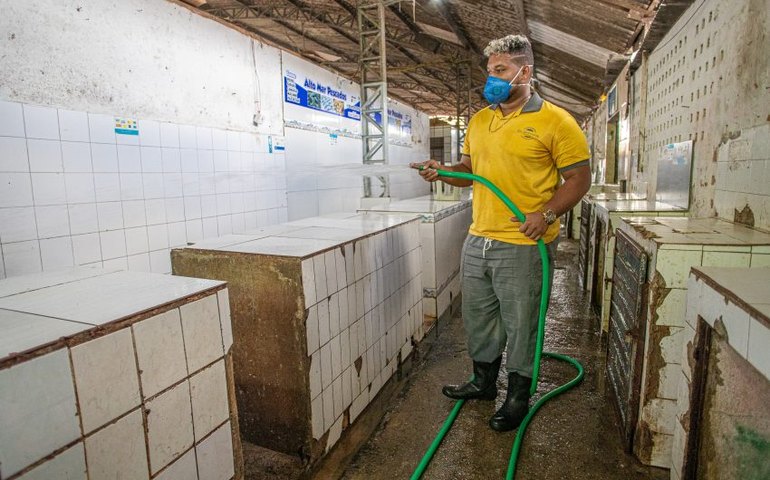 Mercado e feira do Tabuleiro recebem mutirão de limpeza nesta segunda (25)