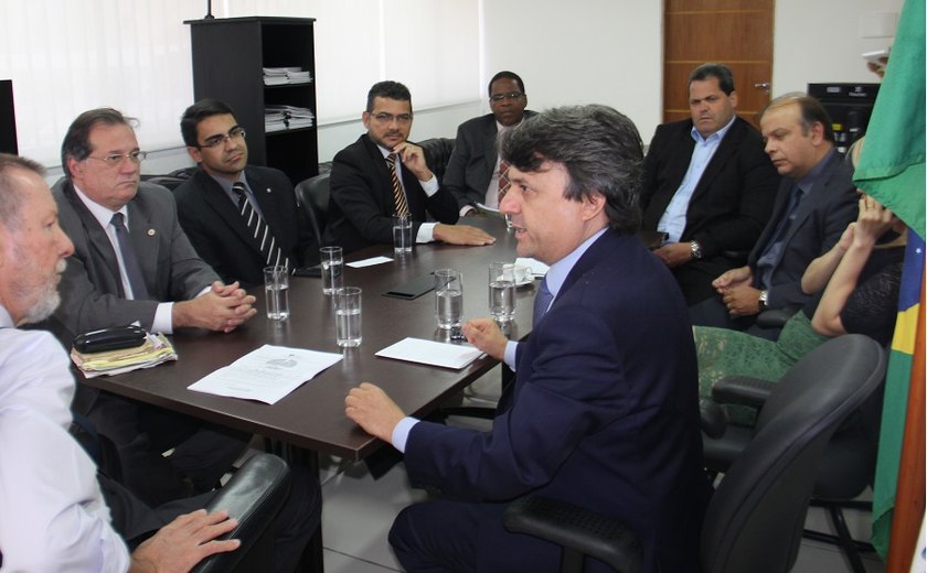 Nova diretoria da Almagis visita a Corregedoria-Geral da Justiça