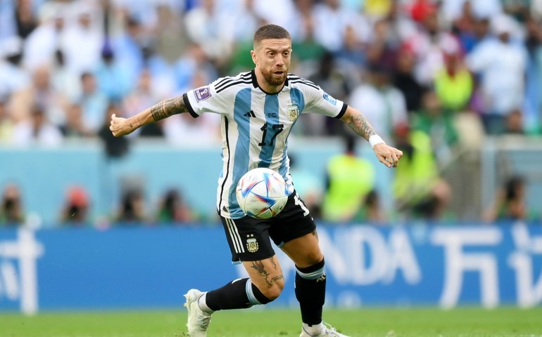 Papu Gómez afirma que argentinos comemoraram eliminação do Brasil na Copa do Catar: 'único que temíamos'