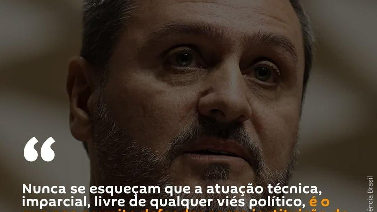 Diretor da PF defende atuação independente da instituição