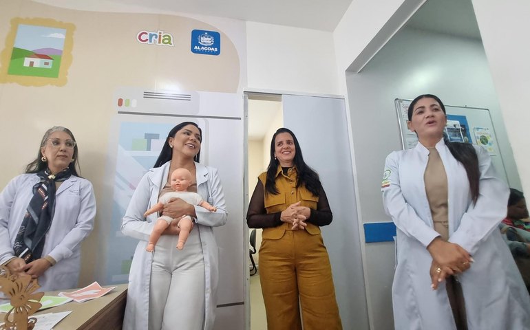 Unidade Especializada em Pré-Natal de Alto Risco realiza atividades do Agosto Dourado com gestantes