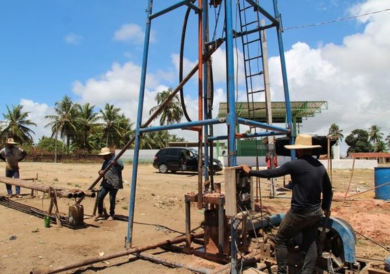 Prefeitura de Coruripe investe na perfuração de poços artesianos para melhorar o abastecimento no município