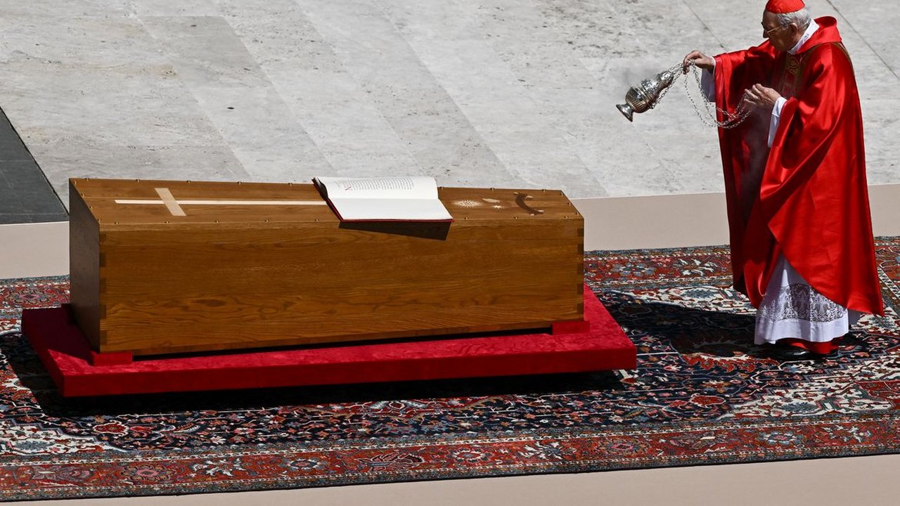 Homilia de missa fúnebre resgata legado de união do papa Francisco