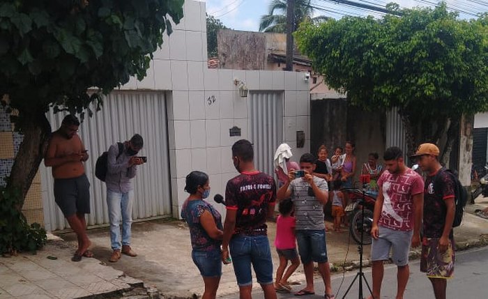 Protesto em Coqueiro Seco contra falta de água
