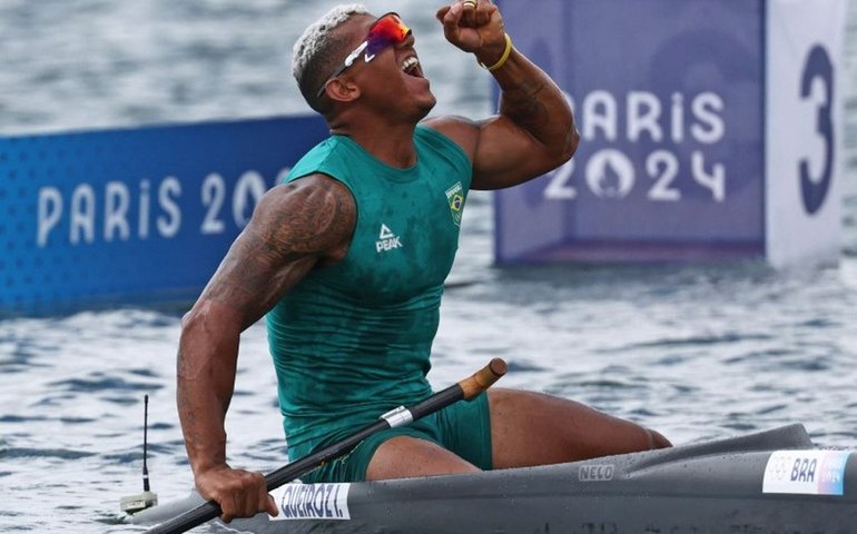 Isaquias Queiroz vence Campeonato Brasileiro de Canoagem em MG