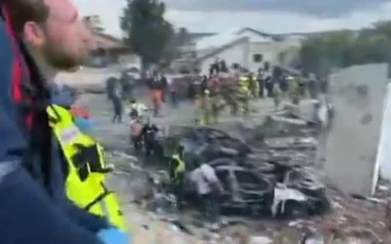 Míssil iraniano deixa 8 mortos em Beit Shemesh; vítimas buscavam proteção