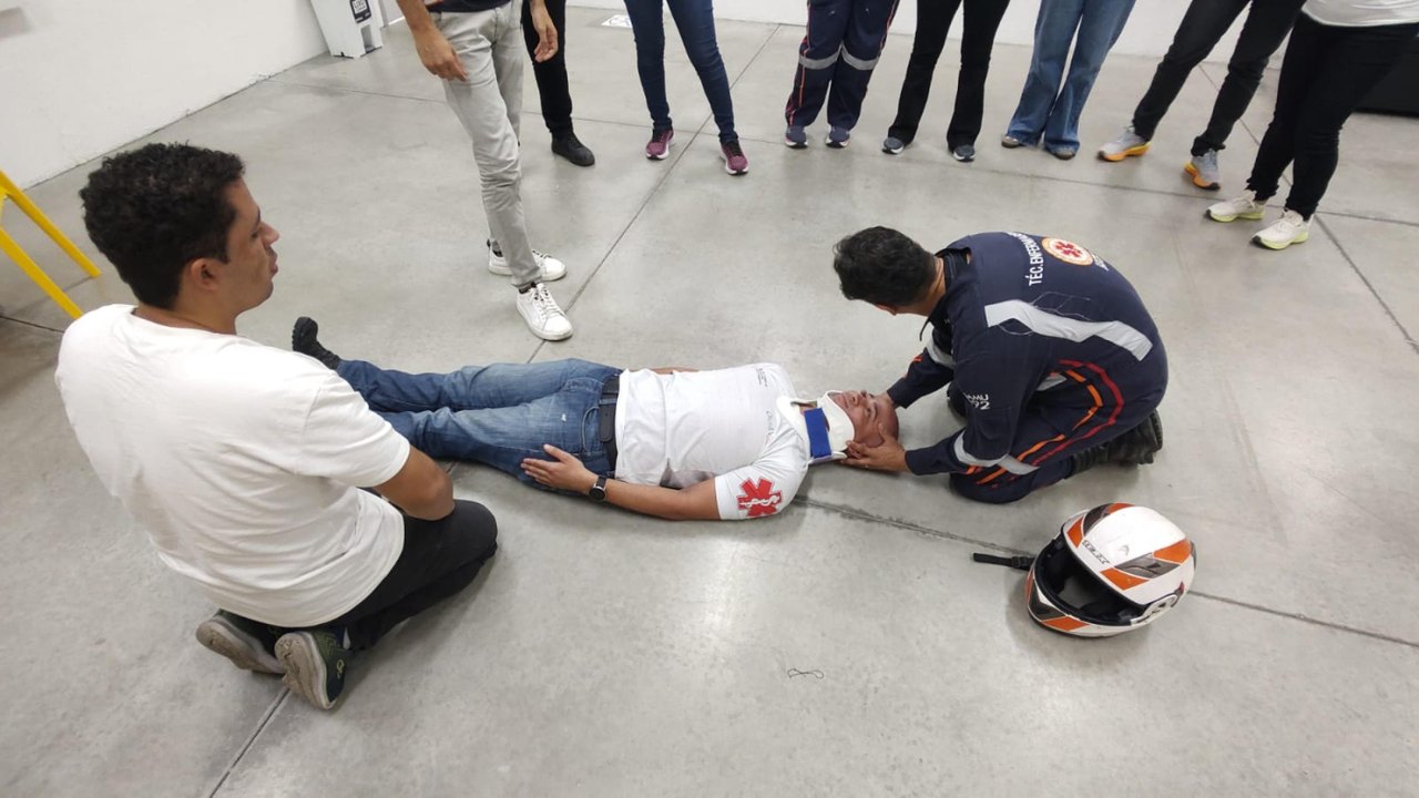 Samu capacita 43 profissionais em suporte básico de vida para atendimento pré-hospitalar