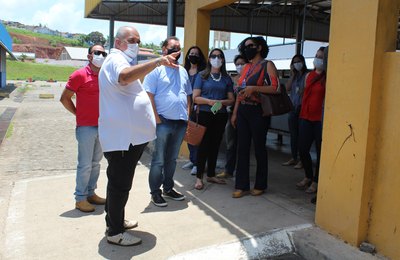 Reunião apresenta projeto de reestruturação do Mercado Público de Coruripe