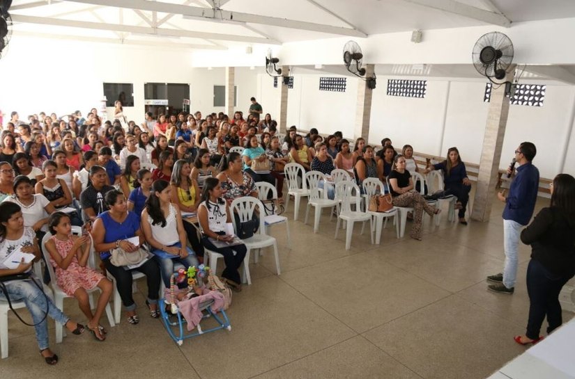 Campo Alegre reúne em curso docentes e auxiliares da educação infantil