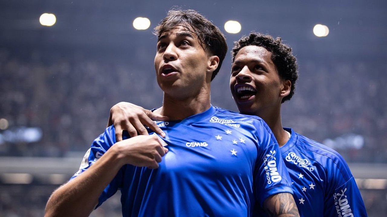 Cruzeiro aproveita oportunidade no início e vence o Atlético-MG na Arena MRV