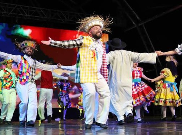 AeC fortalece tradição cultural em Campina Grande com patrocínio ao Festival Coquetel Molotov