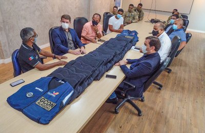 Polícia Civil faz doação de coletes à Secretaria de Prevenção à Violência