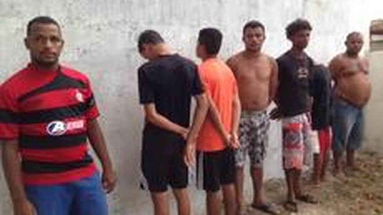 Operação apreende drogas, armas e suspeitos de tráfico