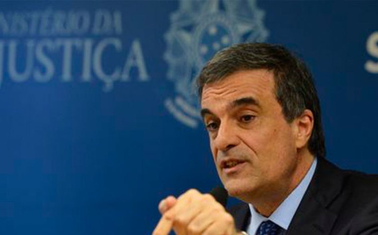 CPI da Petrobras aprova convocação do ministro da Justiça