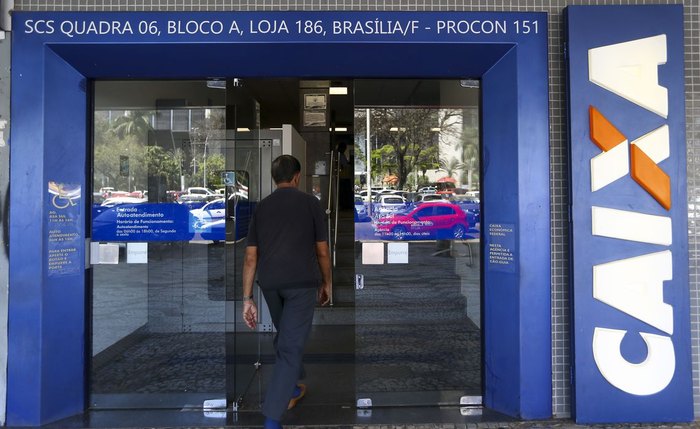 Trabalhador pode retirar até R$ 998 por conta ativa ou inativa