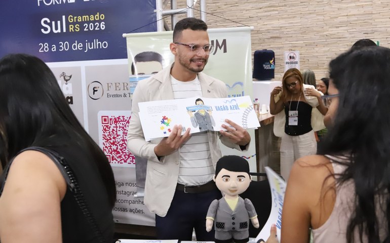 Leandro Oliveira lança “Vagão Azul”, livro sobre autismo, empatia e a beleza de ser diferente