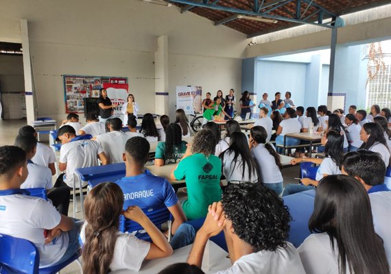 Combatendo a gravidez na adolescência em Penedo