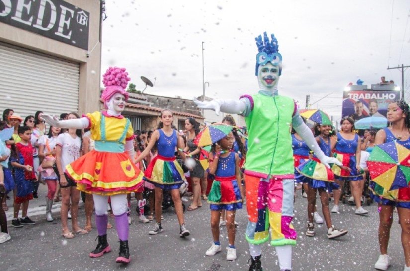 Bloco Infantil Carnafolia Kids 2026 fez a alegria da garotada de Campo Alegre com a Banda Tchikabum Kids