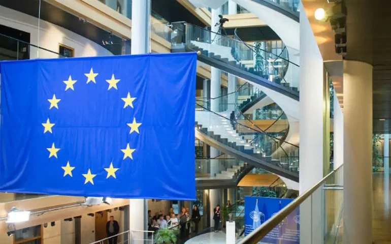 Eurogrupo demanda Estados-membros a cumprirem compromissos fiscais