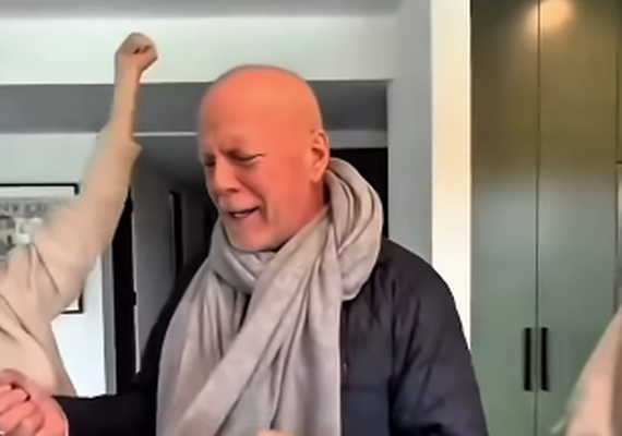 Entenda por que Bruce Willis e a mulher decidiram morar em casas separadas