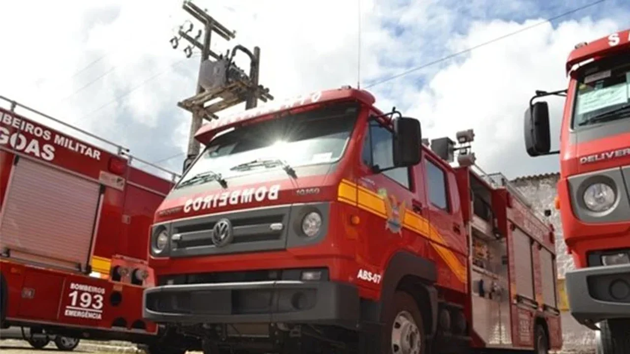Corpo de Bombeiros controla princípio de incêndio em Maceió