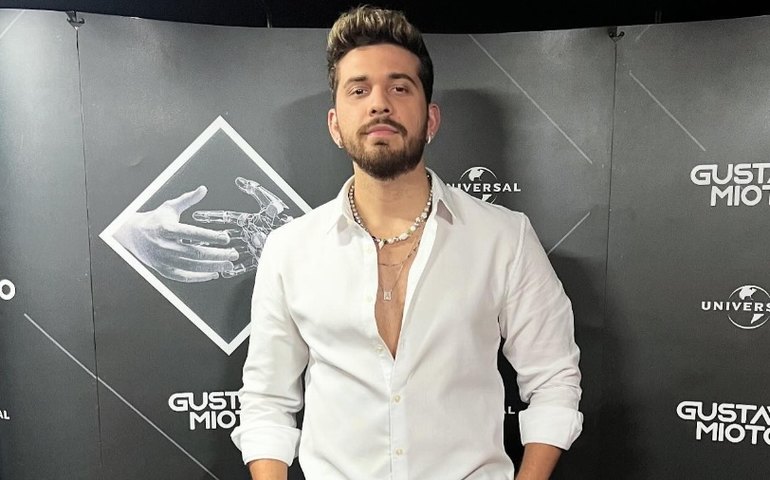 Gustavo Mioto é internado e cancela shows no carnaval
