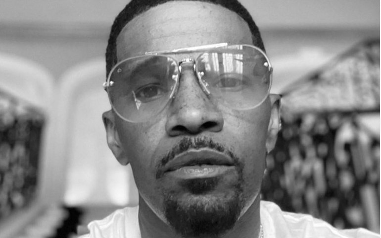 Jamie Foxx faz primeira aparição pública após problemas de saúde