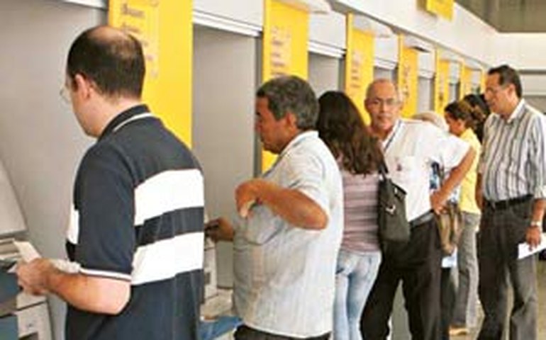 Bancos fecham nos dias amanhã e dia 21