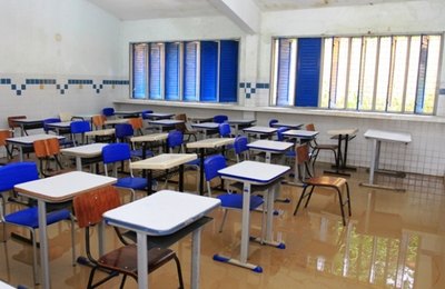 Escolas estaduais atingidas pelas chuvas terão recesso escolar antecipado