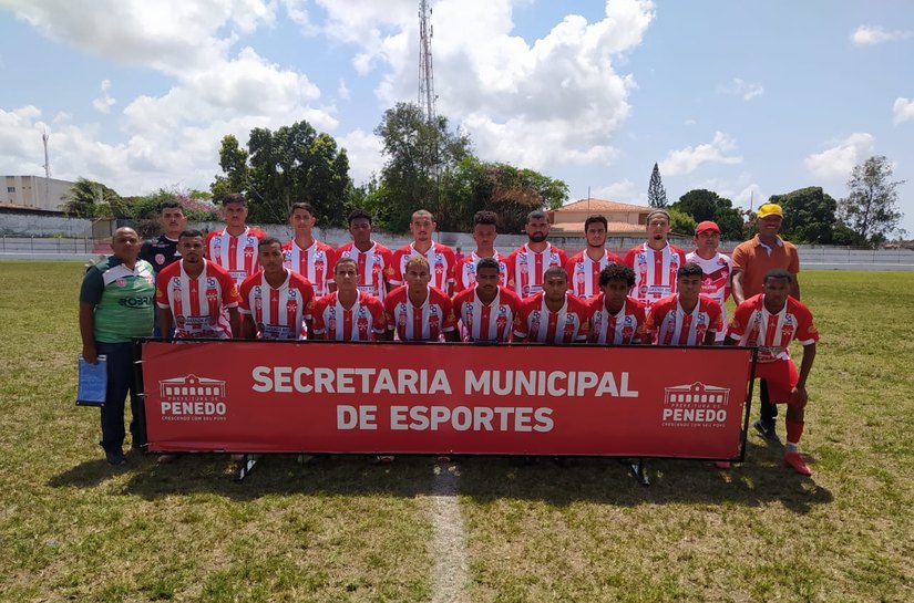 Apoio da Prefeitura de Penedo ao Sport Club Penedense viabiliza torcida para jogo decisivo