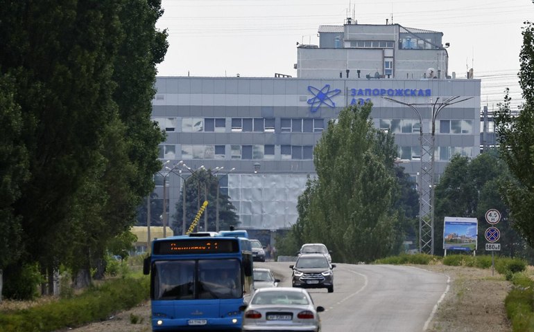 Kiev ataca grupo de funcionários da usina nuclear de Zaporozhie com drone