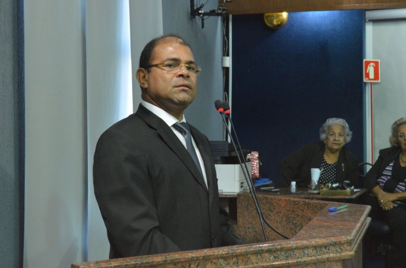 Vereador Silvânio Barbosa é assassinado em seu apartamento no BB