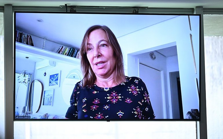 Avança projeto que prevê atendimento individualizado periódico na educação especial