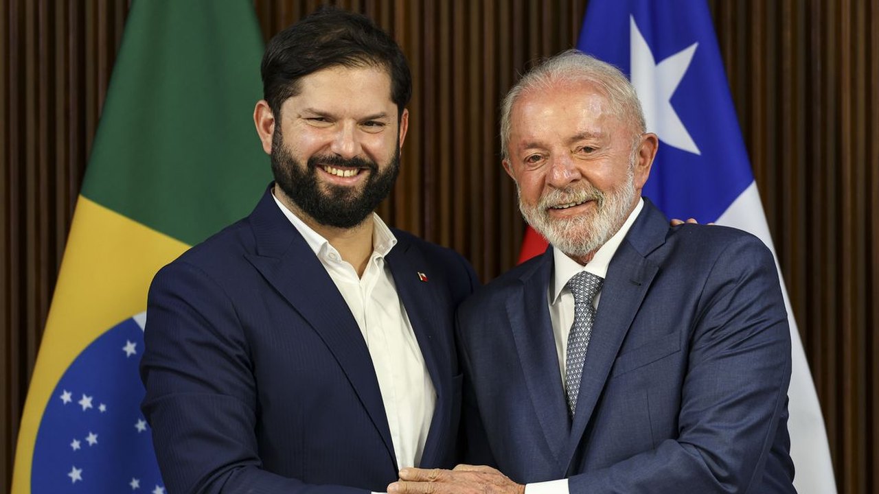 Lula recebe Boric e defende integração sul-americana
