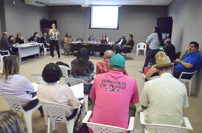 Reunião temática debate as relações étnicos raciais e a educação no campo