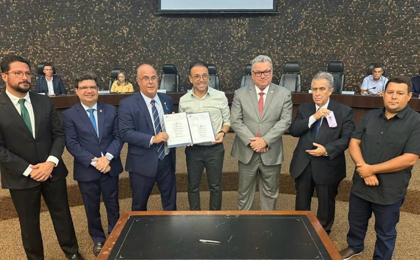 Prefeitura de Major Izidoro e TJ assinam termo de cooperação para regularizar imóveis
