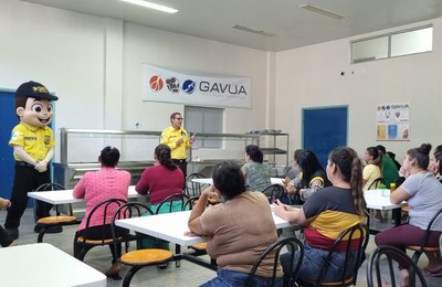No Hospital de Emergência, SMTT Arapiraca realiza palestra sobre segurança no trânsito